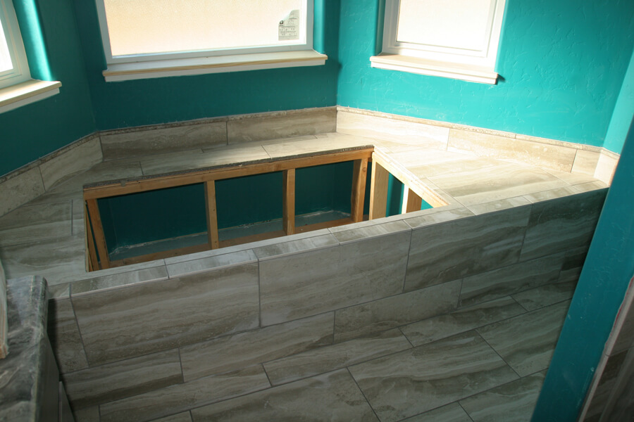Master Bath Tub Angle